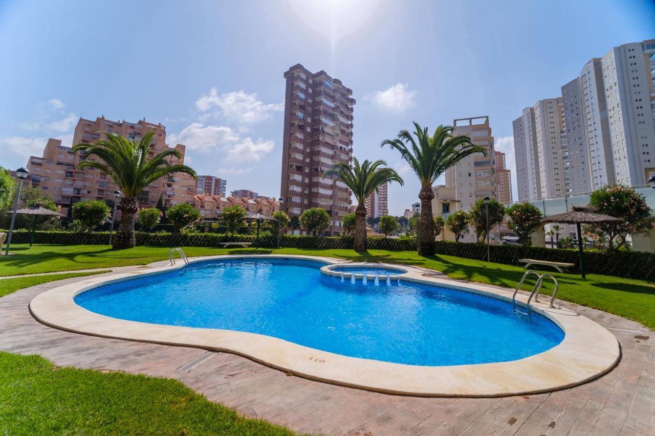 בנידורם See The Sea Miramar Apartment - 150M To The Beach מראה חיצוני תמונה